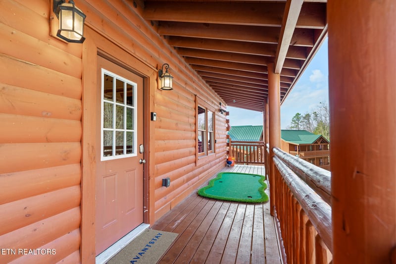 3310 Smoky Ridge Way, Sevierville, TN 37862