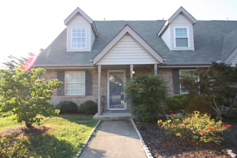 3311 Trace Ct, Knoxville, TN 37912