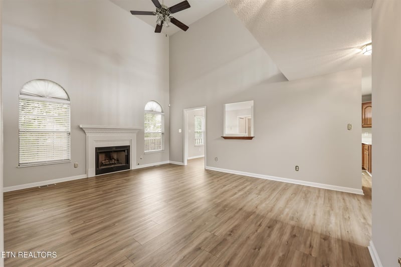 3313 Bridlebrooke Dr, Knoxville, TN 37938