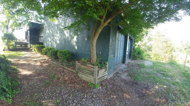 3313 George Light Rd, Knoxville, TN 37931