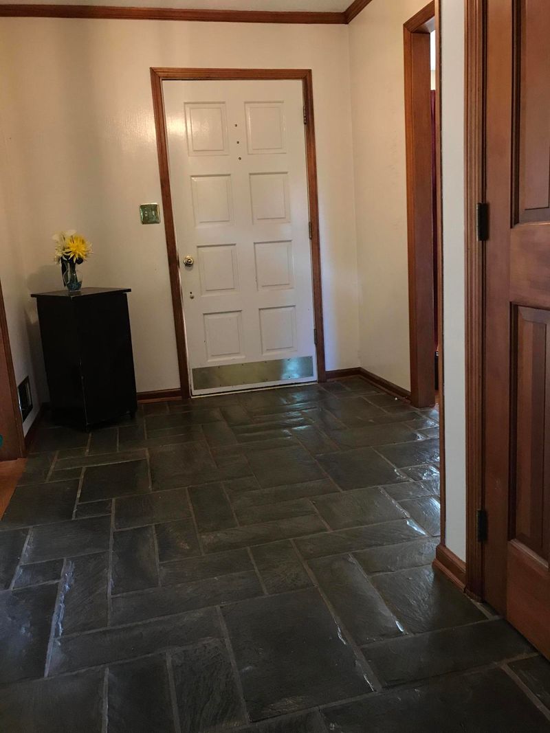 3313 Topside Rd, Knoxville, TN 37920