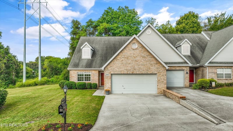 3315 Laurel View Rd, Knoxville, TN 37917