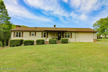 3315 Pineview Rd, Maryville, TN 37803