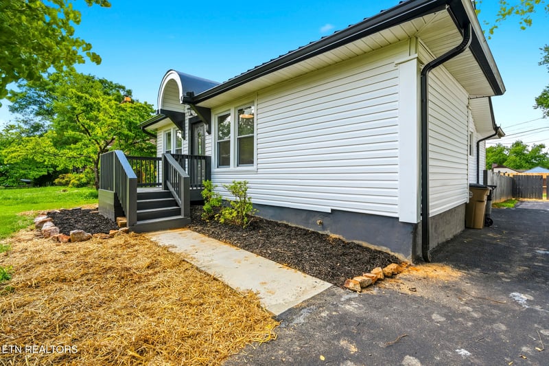 3317 Monmouth St, Knoxville, TN 37917