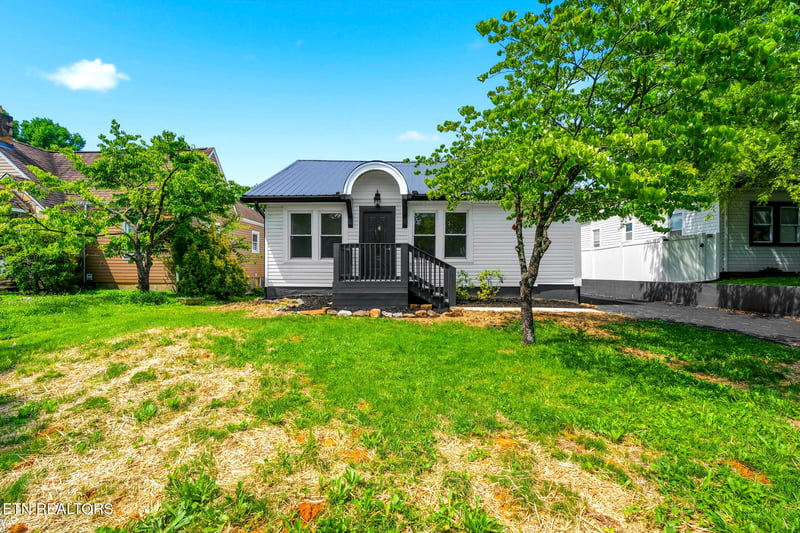3317 Monmouth St, Knoxville, TN 37917