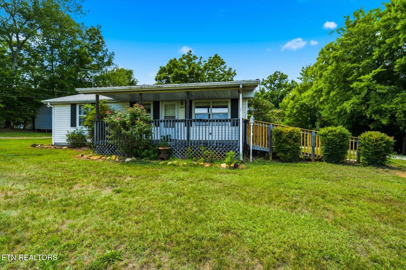3317 Pink Hatcher Ln, Louisville, TN 37777
