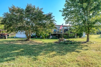 3318 Roberts Rd, Corryton, TN 37721