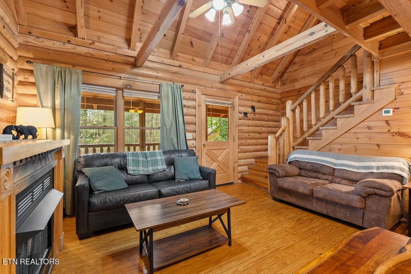 3319 Covered Bridge Way, Sevierville, TN 37862