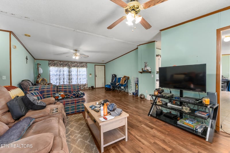 3319 Morgan County Hwy, Wartburg, TN 37887
