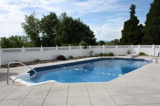 3319 Northwind Dr, Morristown, TN 37814