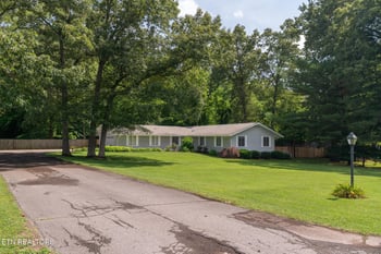 332 Crossfield Dr, Knoxville, TN 37920