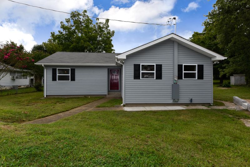 332 E Fairview Rd, Oak Ridge, TN 37830