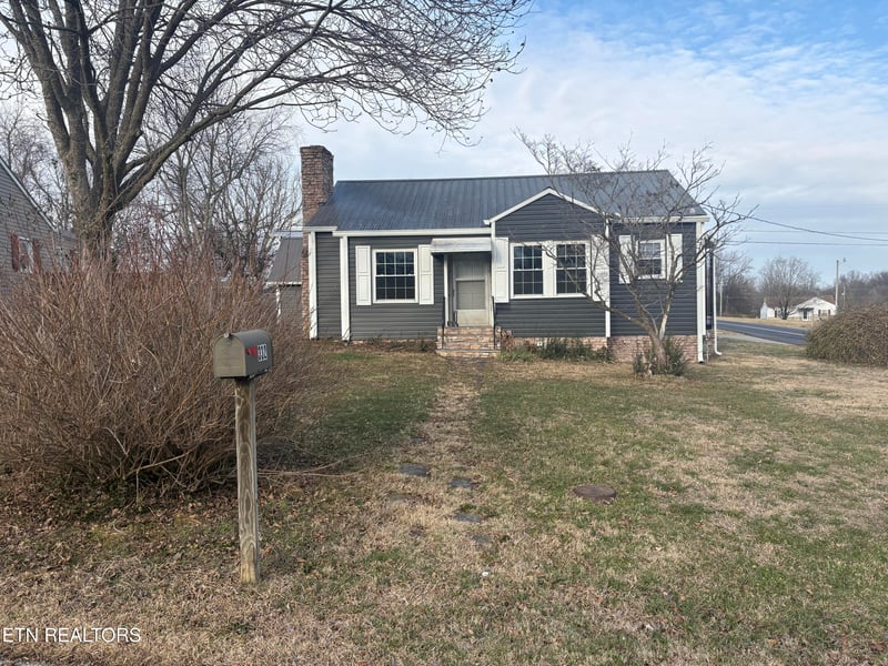 332 Henderson St, Maryville, TN 37804