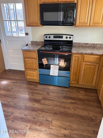 332 Henderson St, Maryville, TN 37804