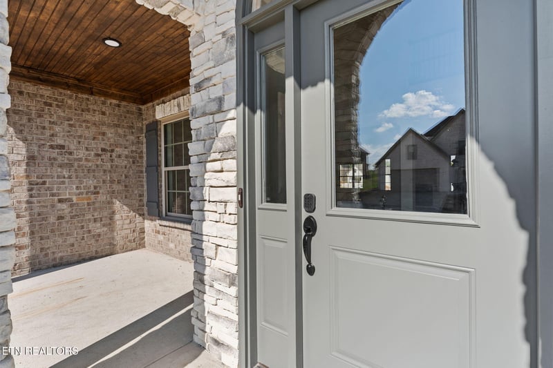 332 Rugby Manor Ln, Knoxville, TN 37923