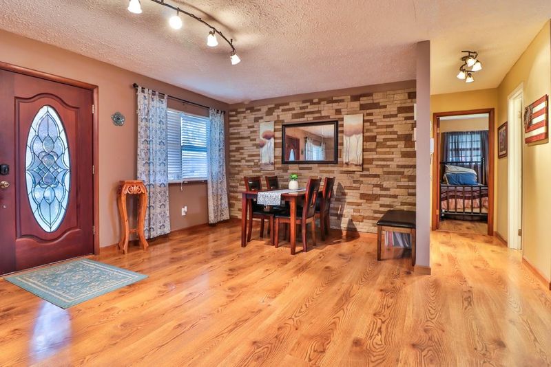 332 Skyline Dr, Harriman, TN 37748