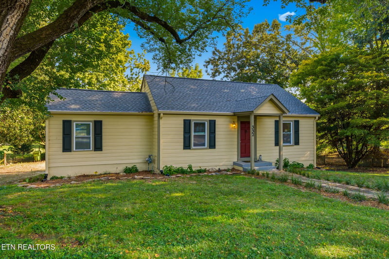 332 Wilson Ave, Maryville, TN 37803