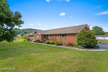 3320 Bakertown Rd, Knoxville, TN 37931