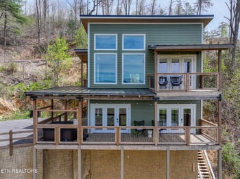 3322 Sugar Maple Loop Rd, Sevierville, TN 37862