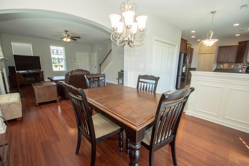 3323 Maple Springs Ln, Knoxville, TN 37931