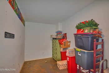 3324 Wildwood Rd, Maryville, TN 37804