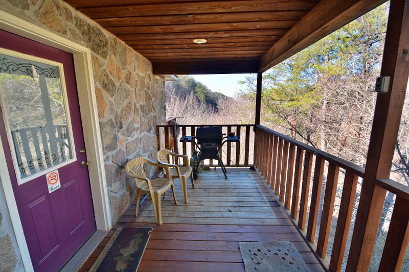 3325 Tekoa Mountain Way, Sevierville, TN 37876