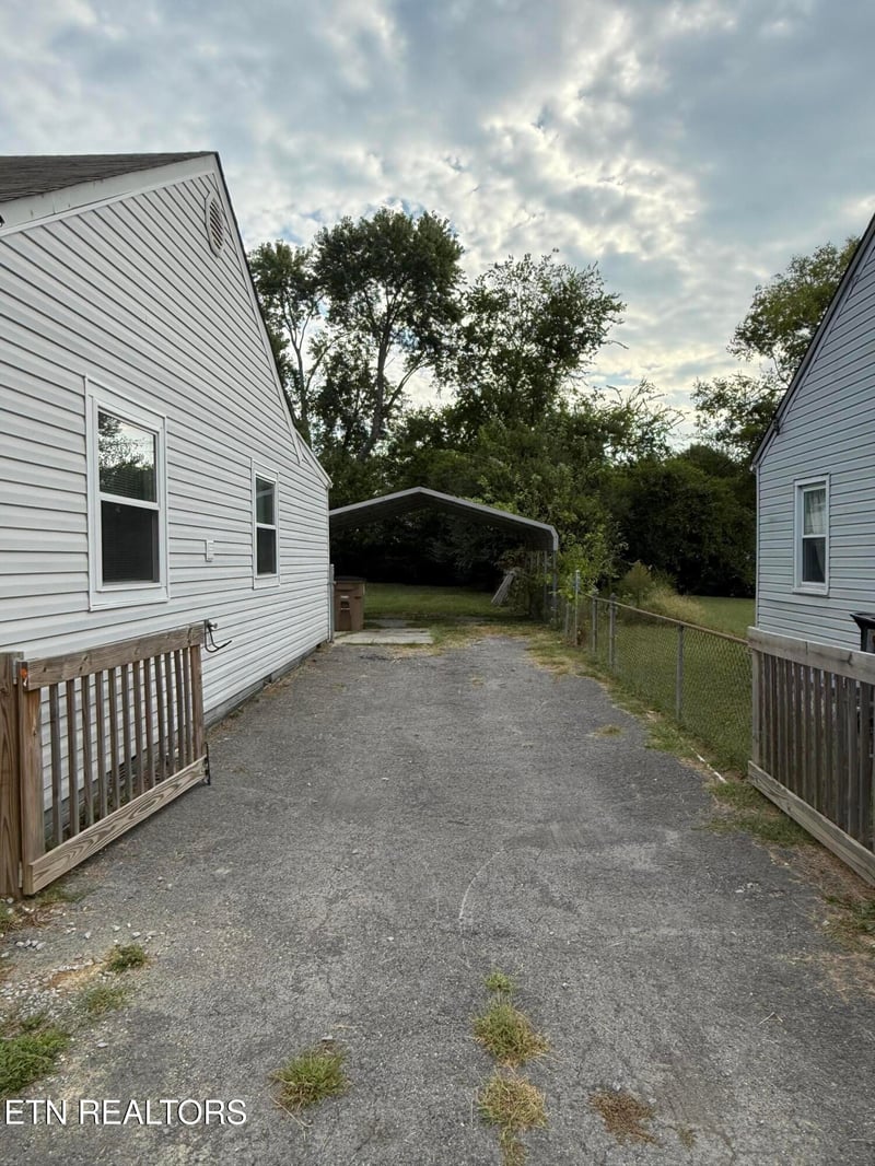 3326 Miami St, Knoxville, TN 37917