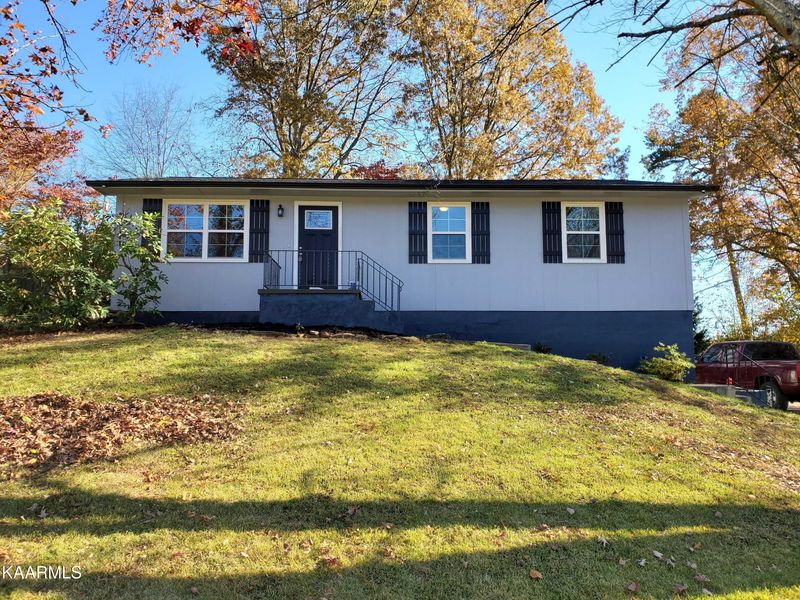 3326 Tonya Dr, Powell, TN 37849