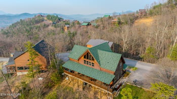 3329 Grouse Ridge Ln, Sevierville, TN 37862