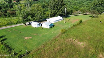 333 Deerfield Rd, Rutledge, TN 37861