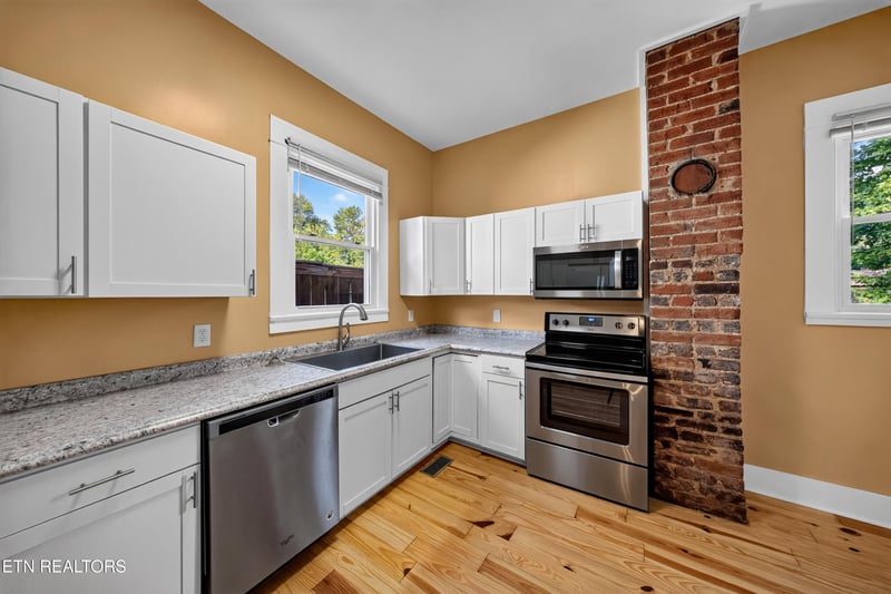 333 E Burwell Ave, Knoxville, TN 37917