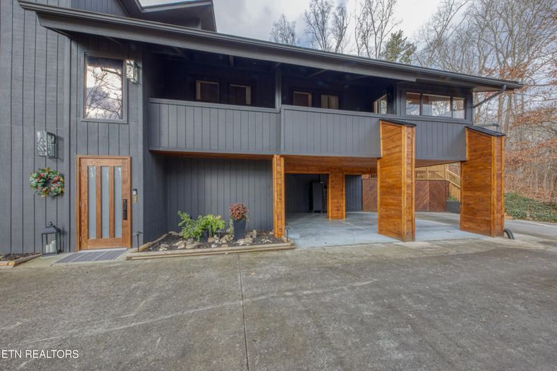 333 Enchanted Forest Ln, Sevierville, TN 37876