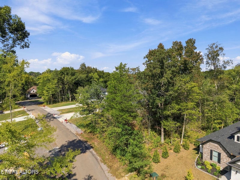 333 Nuhya Ln, Loudon, TN 37774