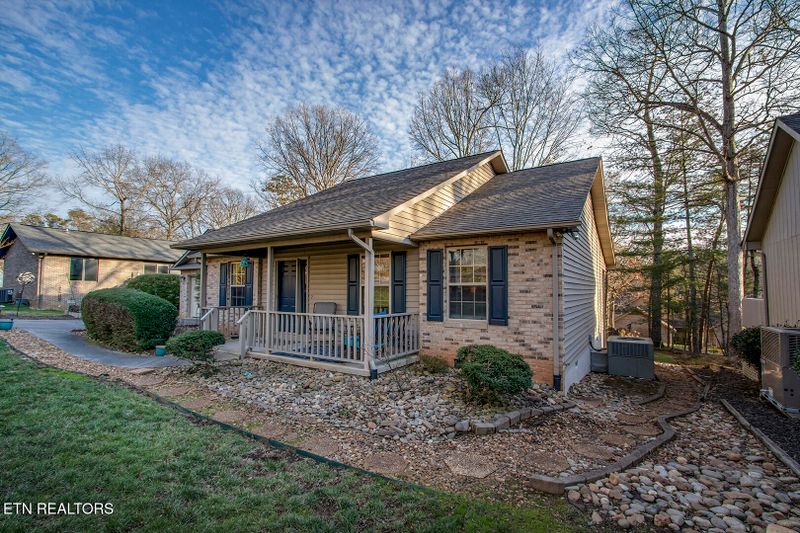 333 Oostanali Cir, Loudon, TN 37774