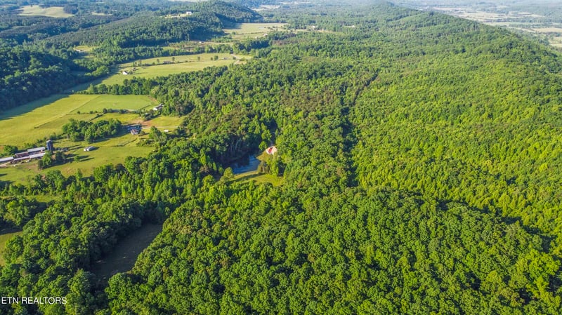 333 Pekoma Rd, Philadelphia, TN 37846