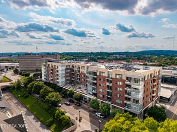 333 W Depot Ave #212, Knoxville, TN 37917