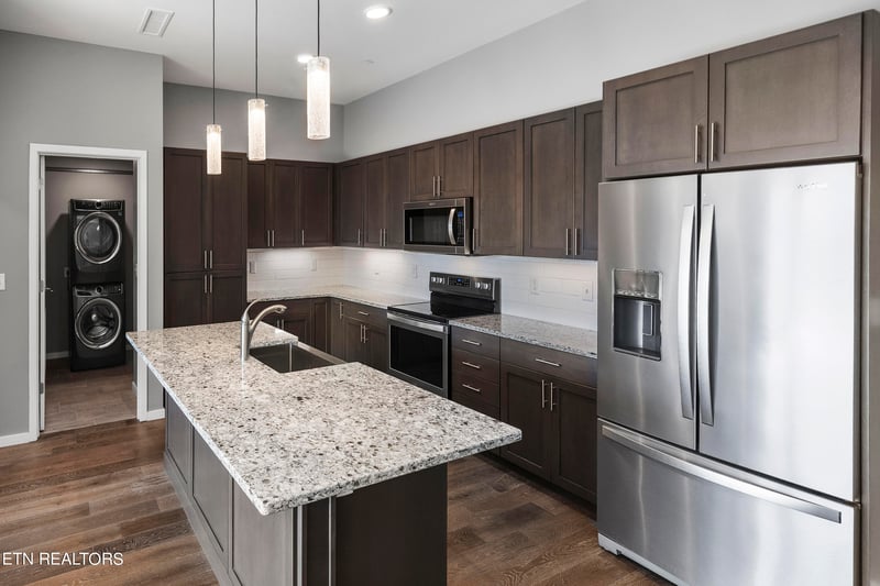 333 W Depot Ave #304, Knoxville, TN 37917