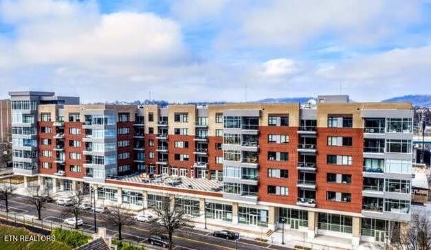 333 W Depot Ave #308, Knoxville, TN 37917