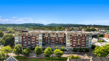 333 W Depot Ave #310, Knoxville, TN 37917