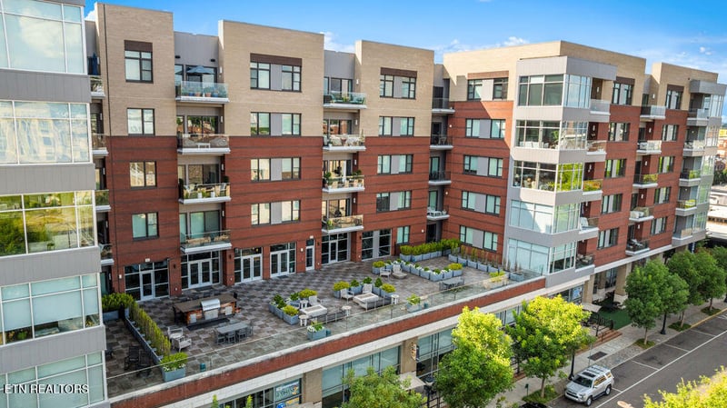 333 W Depot Ave #310, Knoxville, TN 37917