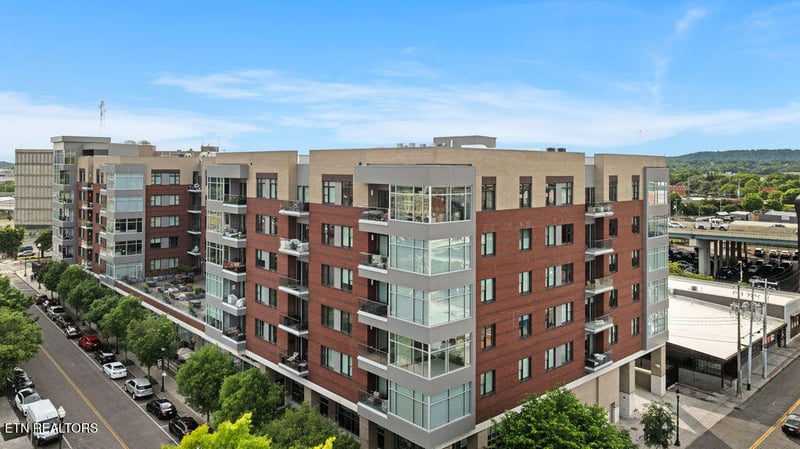 333 W Depot Ave #406, Knoxville, TN 37917