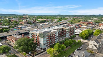 333 W Depot Ave #414, Knoxville, TN 37917
