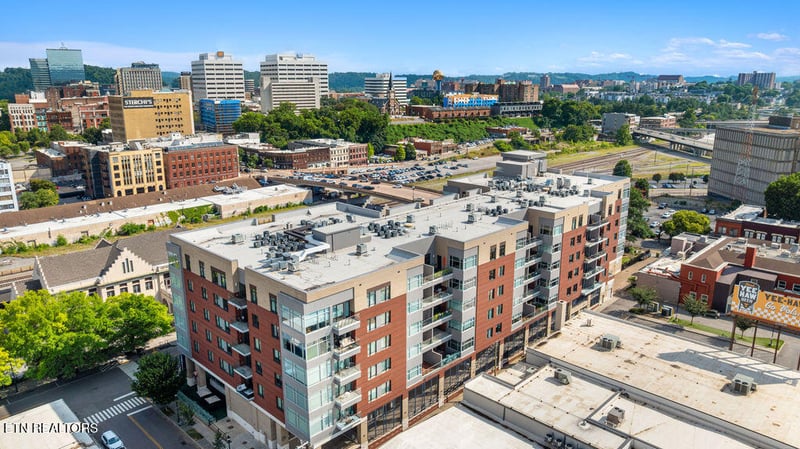 333 W Depot Ave #414, Knoxville, TN 37917