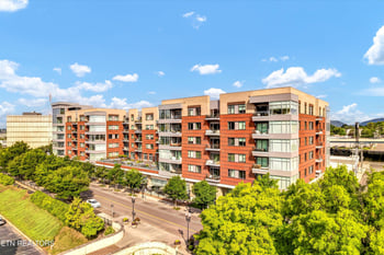 333 W Depot Ave #421, Knoxville, TN 37917