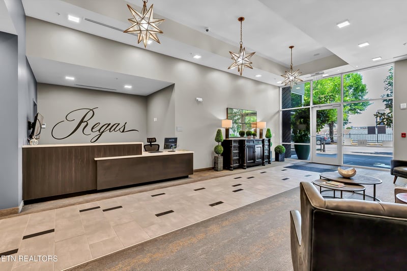 333 W Depot Ave #421, Knoxville, TN 37917