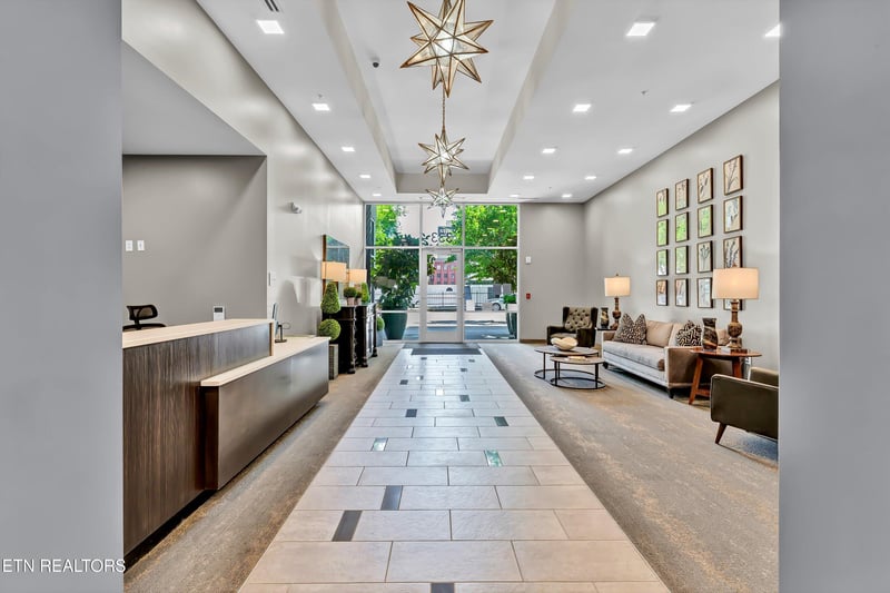 333 W Depot Ave #421, Knoxville, TN 37917