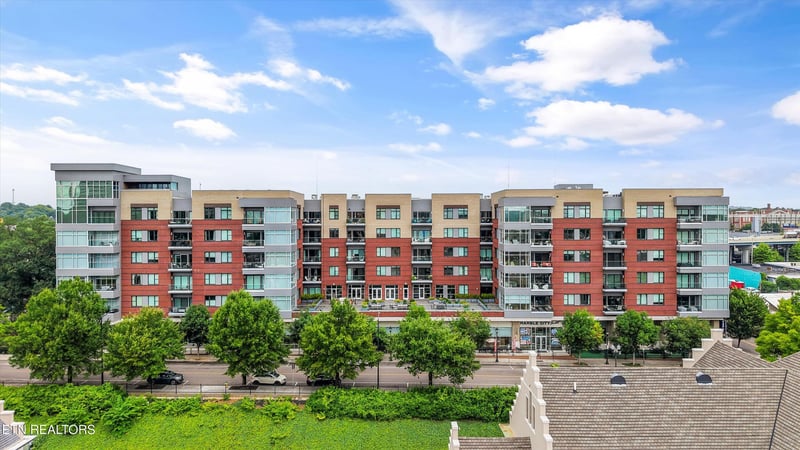 333 W Depot Ave #602, Knoxville, TN 37917