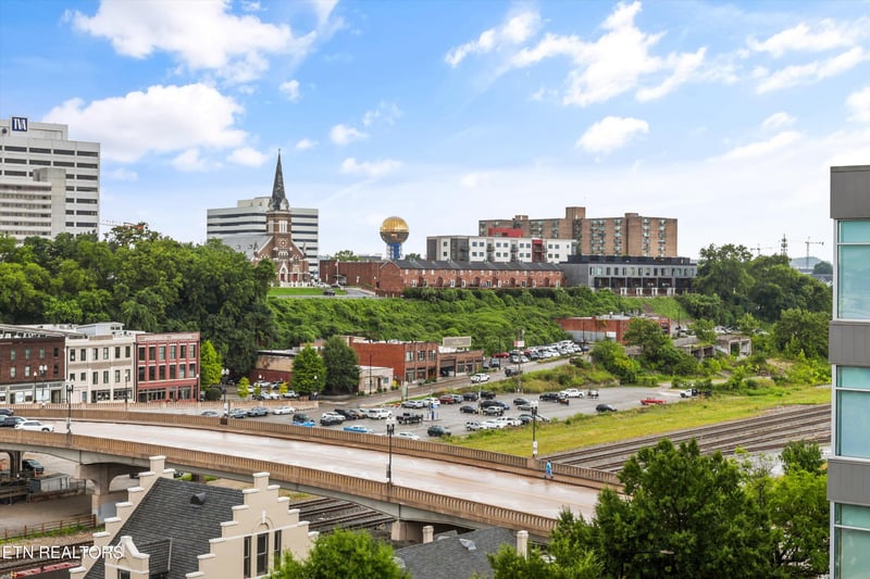 333 W Depot Ave #602, Knoxville, TN 37917