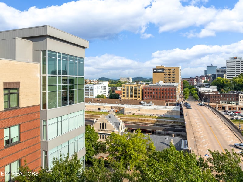333 W Depot Ave #617, Knoxville, TN 37917