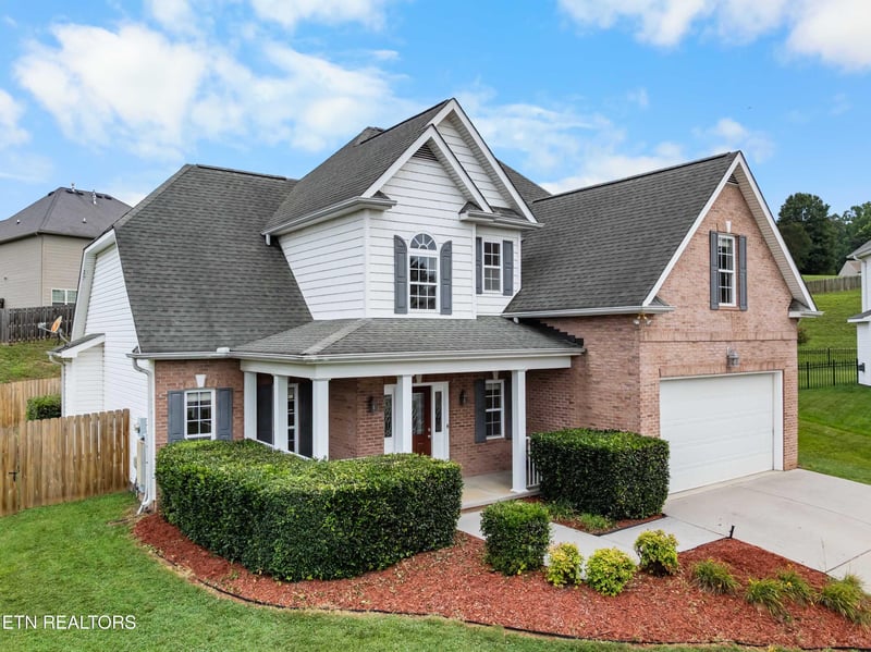 3331 Cliffbranch Ln, Knoxville, TN 37931